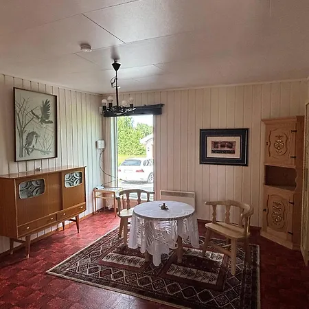 Tranquil House, 3 Bedrooms, Private Entrance, Scenic Views *
